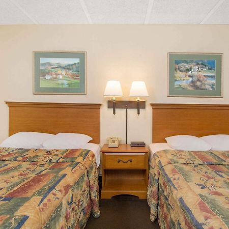 Garden Inn Fredricksburg South Fredericksburg Extérieur photo