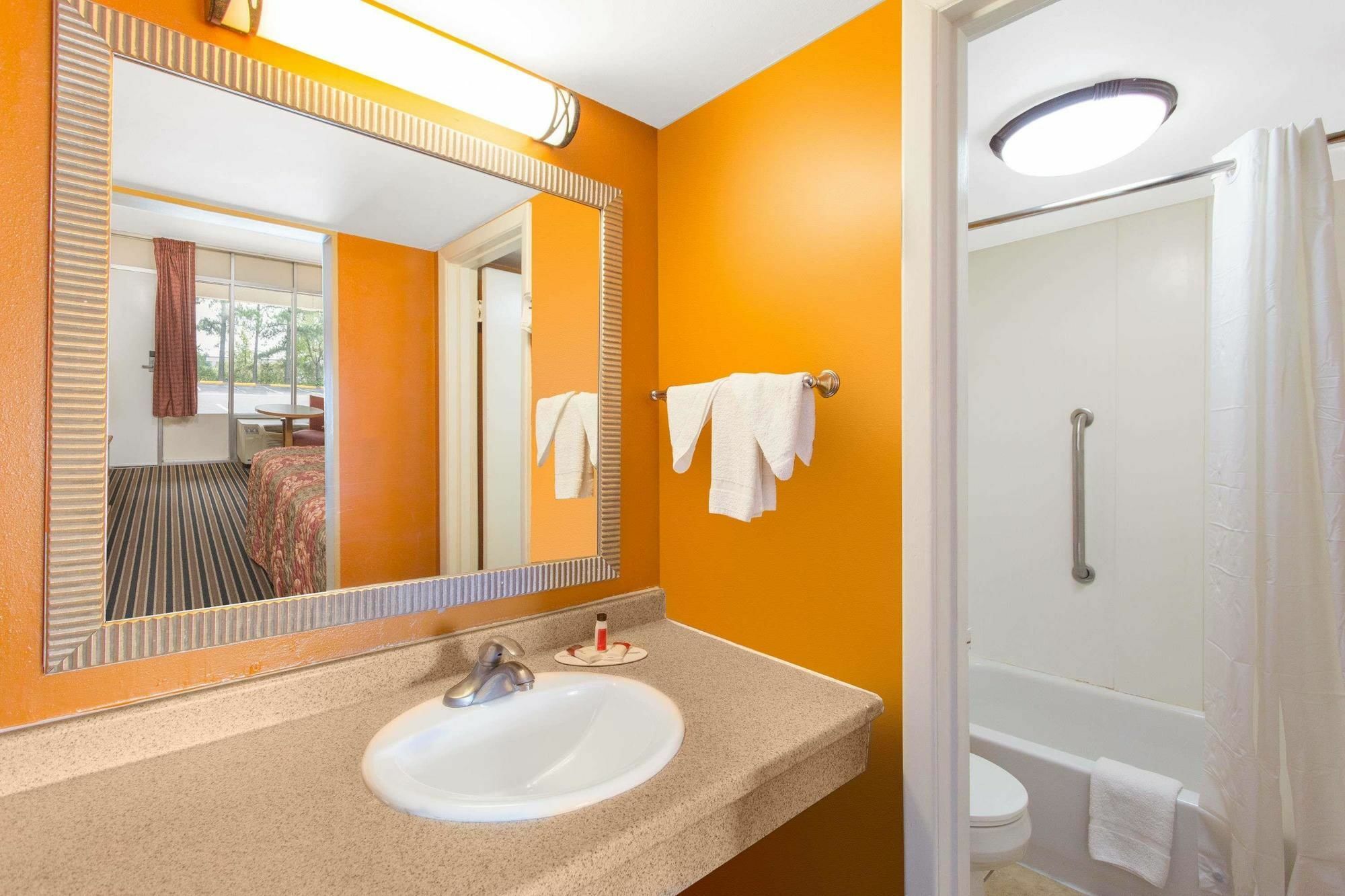 Garden Inn Fredricksburg South Fredericksburg Extérieur photo